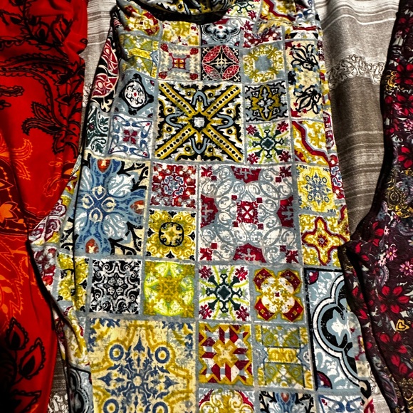 Colorful Patterned Leggings Set - Picture 3 of 14